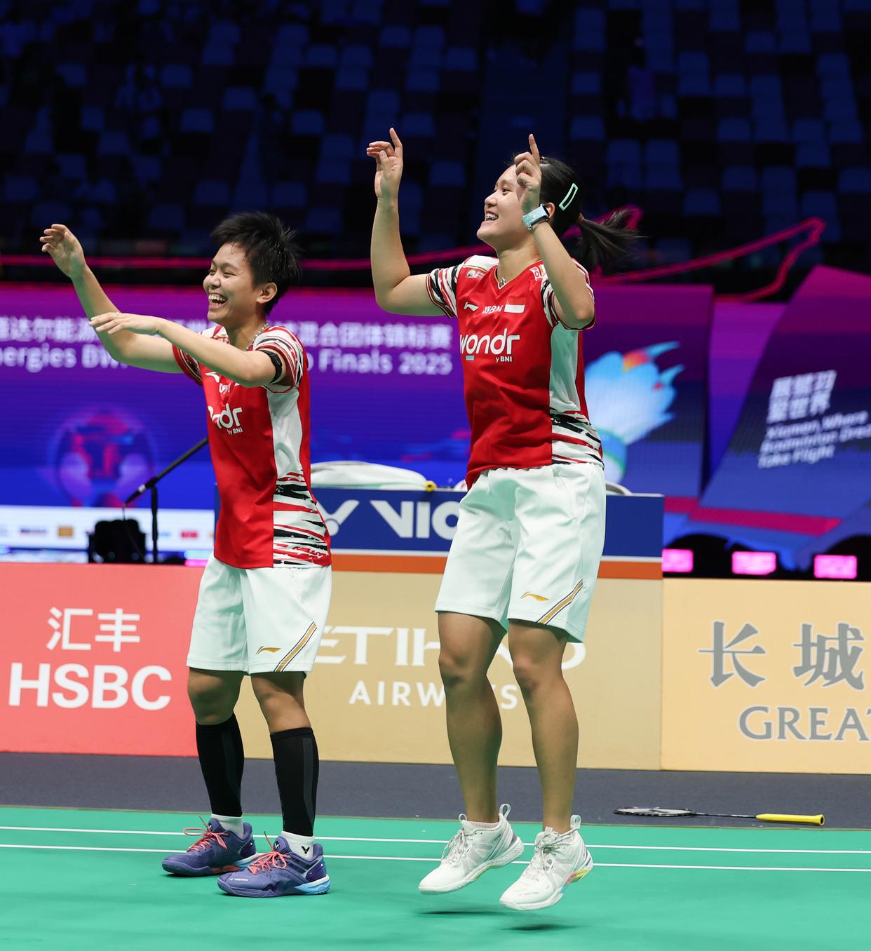 熊猫体育-印尼羽毛球队完胜中国羽毛球队，马琳制霸全场