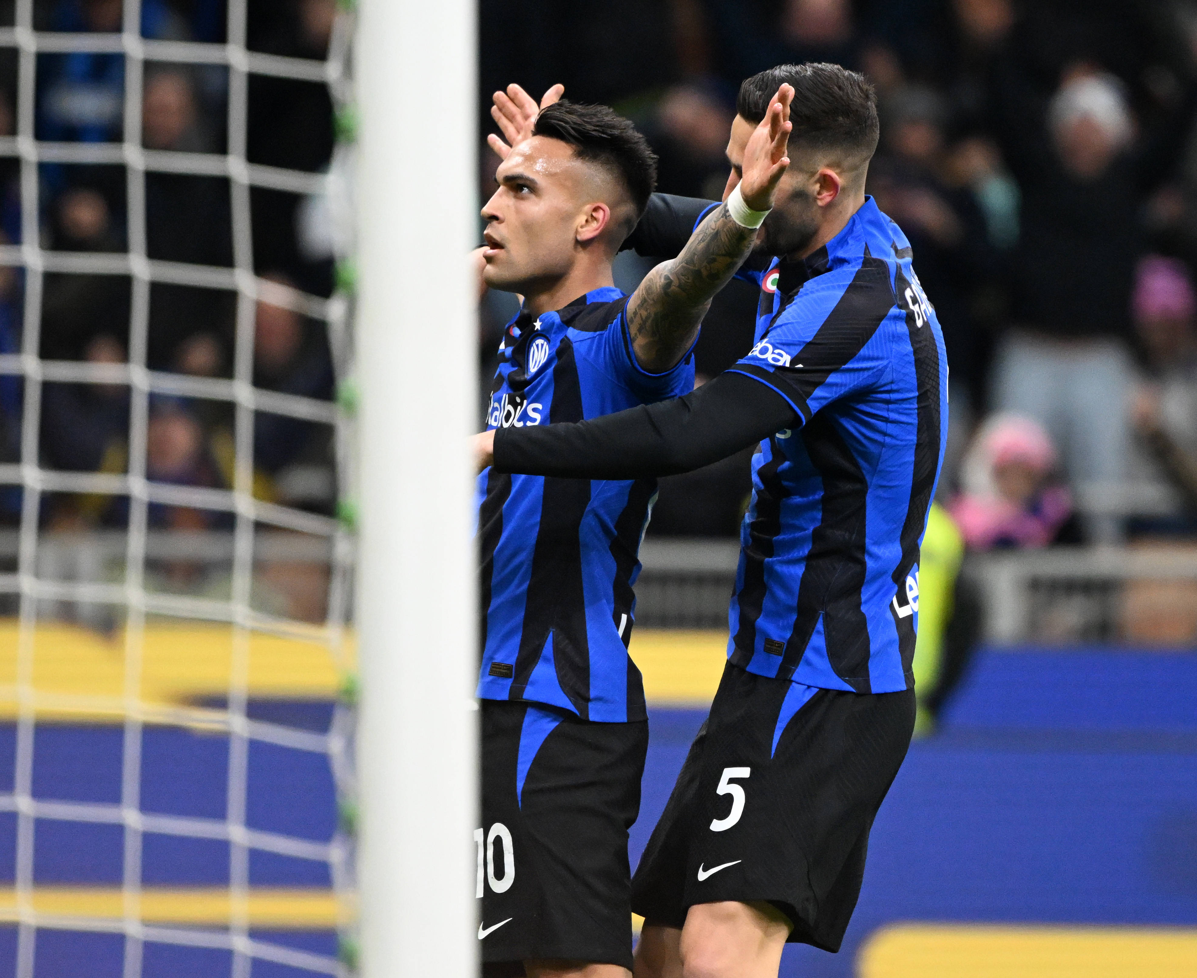 熊猫直播APP-乌迪内斯在近期比赛中展示强大实力