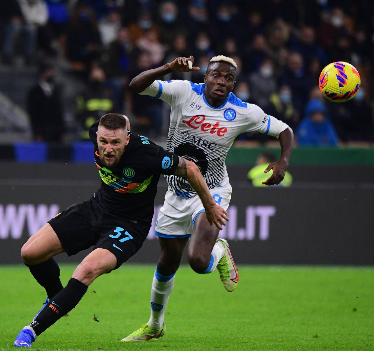 那不勒斯力克劲敌,实力无悬念 那不勒斯力克劲敌,实力无悬念