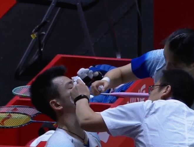 体育赛事直播-包含丹麦队力克法国队，郑思维统治全场的词条